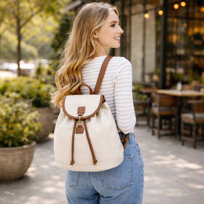 Mochila Feminina em Suede